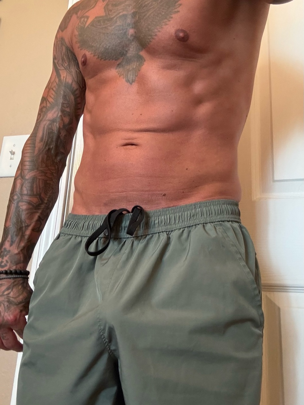 Balance Collection Men’s Athletic Olive Green Shorts Size Medium
